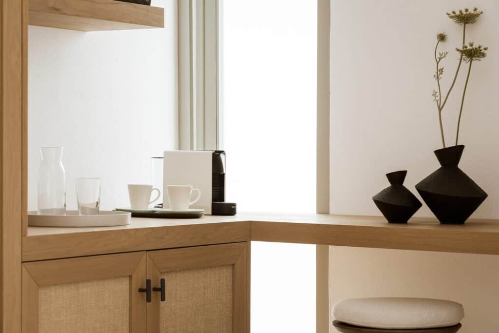 Pool Suite with Side Sea View 35m² - Mr and Mrs White Hotels.