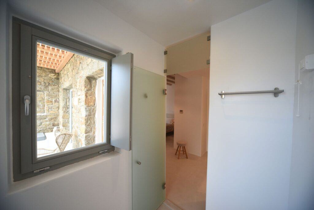 Executive Suite with Private Plunge Pool in Cyclades, Greece.