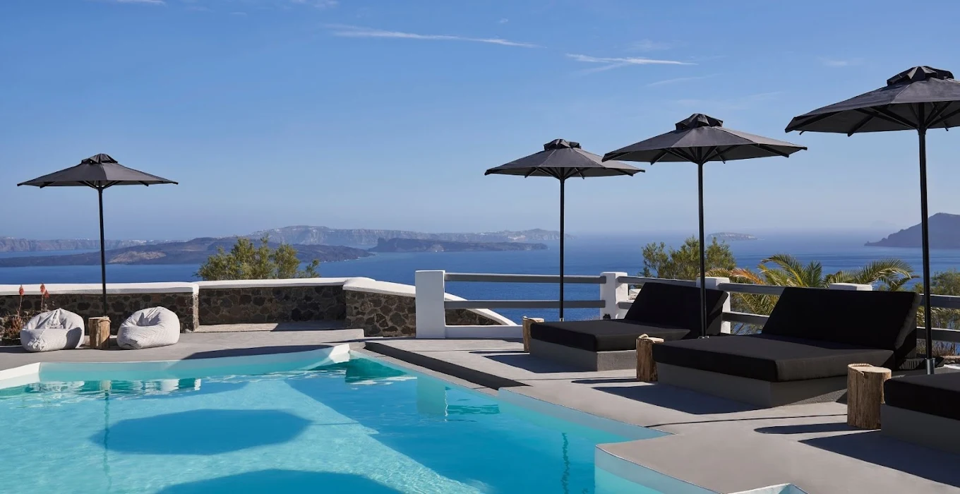 Mr & Mrs White Oia – Santorini Featured