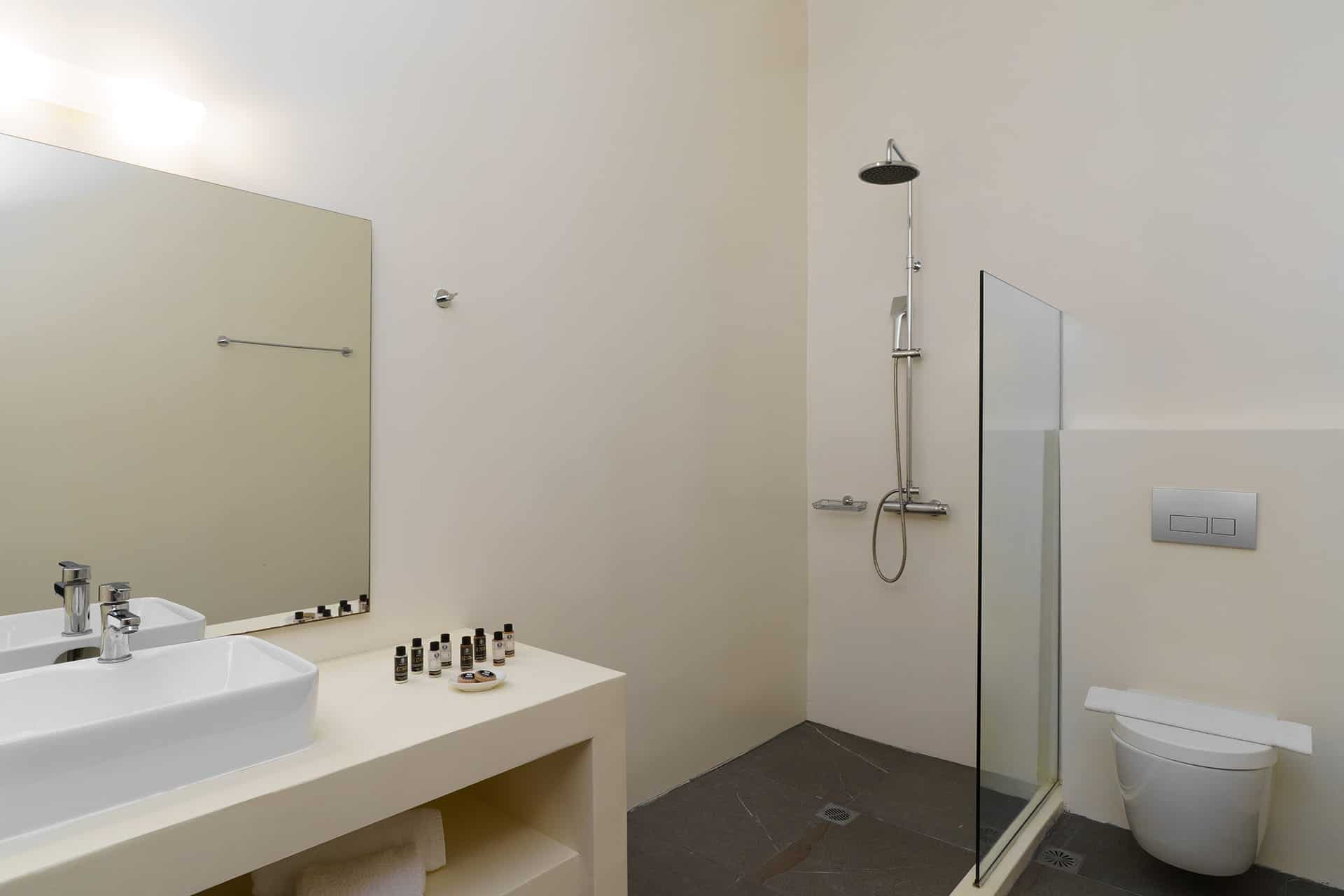 One Bedroom Suite with Garden View in Cyclades, modern hotel accommodation.