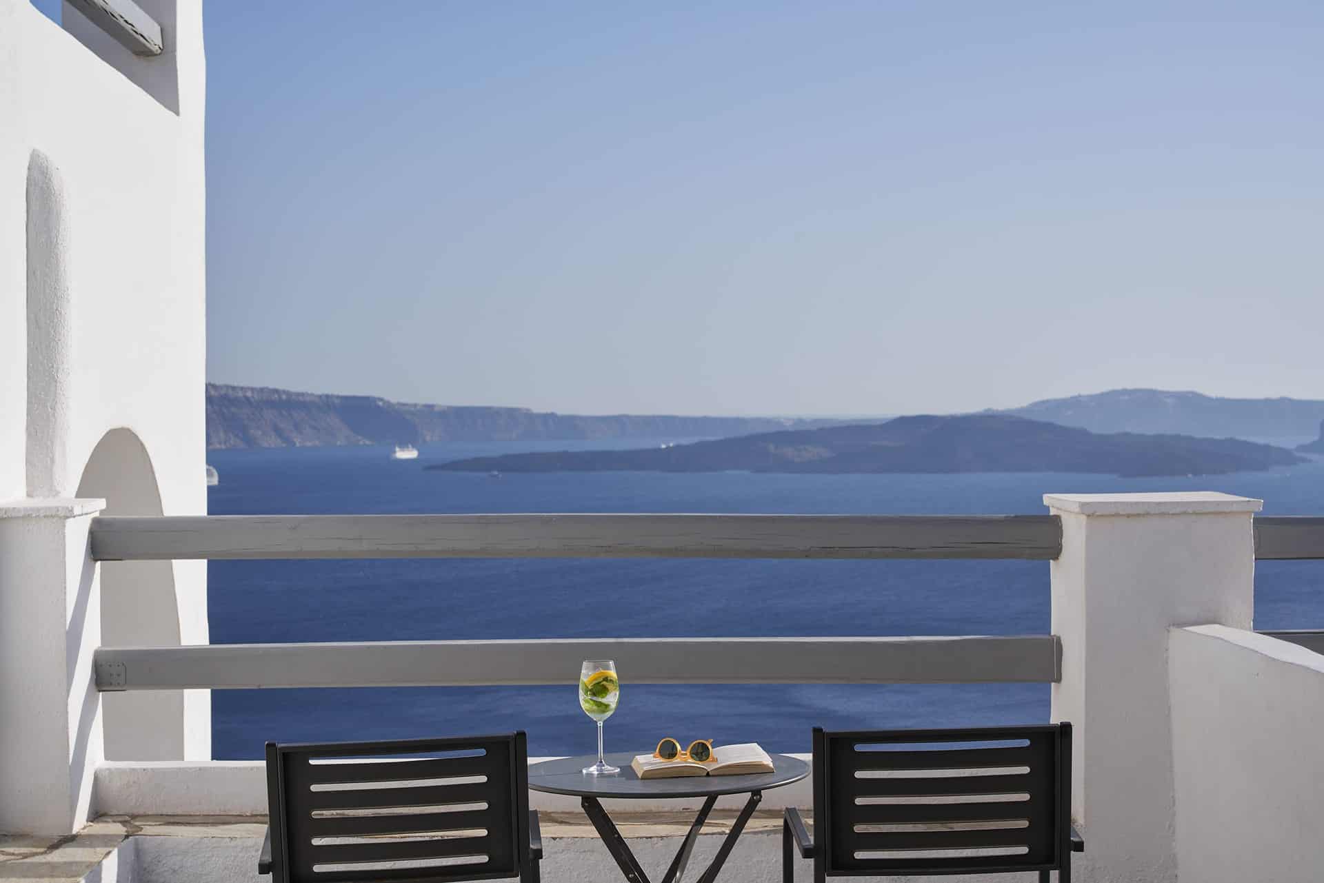 Caldera view from the Superior Room with Caldera View 25m² at Mr and Mrs White Hotels Cyclades. Perf.