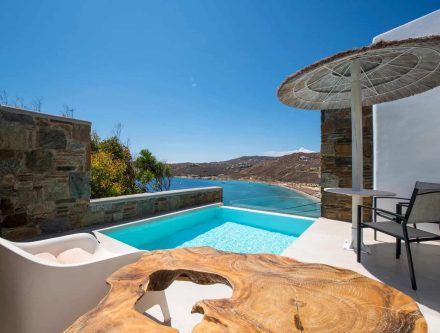 Luxury villa with private pool and stunning sea views in Cyclades, Greece. Perfect for a relaxing ge.