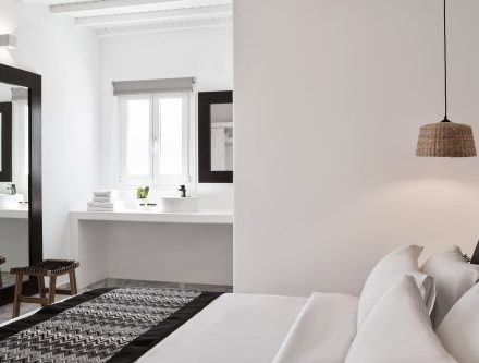 Double room with sea view in Cyclades, Mr and Mrs White Hotels.